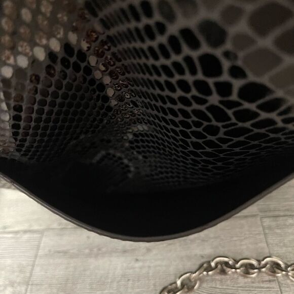 Sondra Roberts Squared Crossbody Bag NWT - Picture 10 of 13